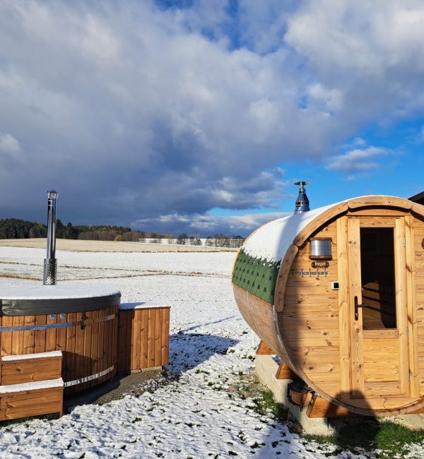 Wellnessová část chalupy v zimě